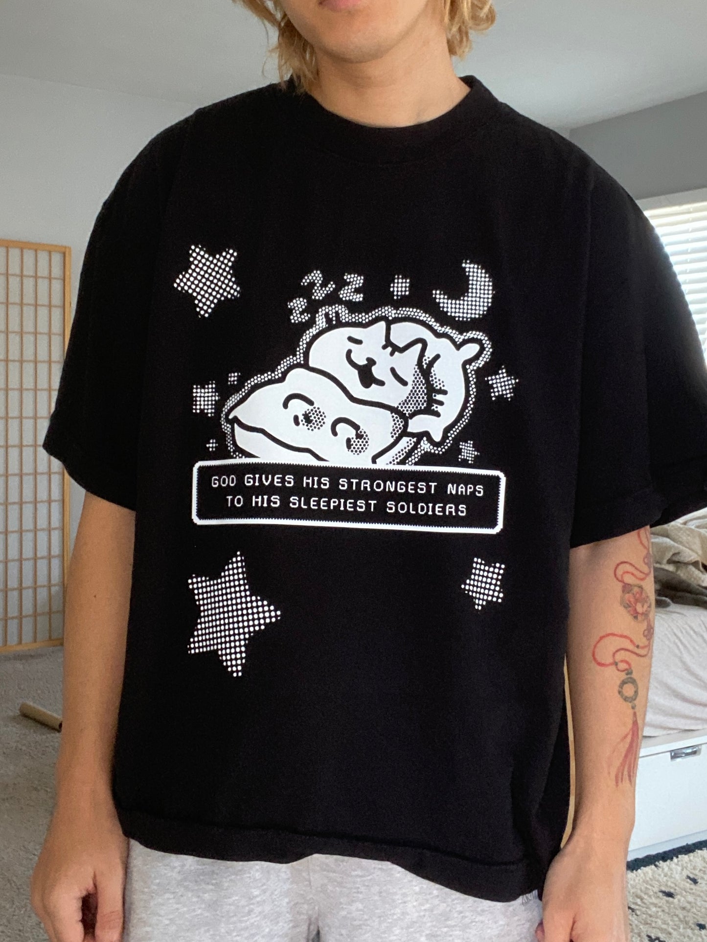 sleepy cat shirt (pre-order)